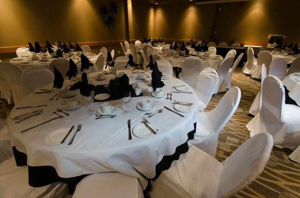 Canad Inns Destination Centre Windsor Park Winnipeg Buitenkant foto